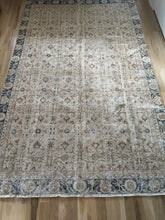 Load image into Gallery viewer, Vintage Turkish 6’3” x 10’