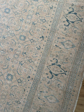 Load image into Gallery viewer, Vintage Tabriz 9’9” x 12’7”
