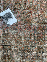 Load image into Gallery viewer, Antique Mahal 8’ x 11’9”