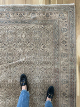 Load image into Gallery viewer, Vintage Kayseri 8’5” x 12’