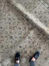 Load image into Gallery viewer, Vintage Mahal 9’6” x 12’10”