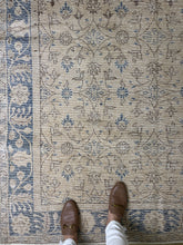 Load image into Gallery viewer, Turkish Small Area Rug 5’4” x 9’1”