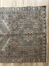 Load image into Gallery viewer, {ON HOLD} Vintage Heriz 2’10” x 14’