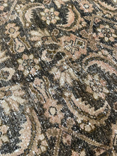 Load image into Gallery viewer, Vintage Malayer 7’4” x 10’2”