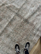 Load image into Gallery viewer, Vintage Turkish 8’1” x 9’10”