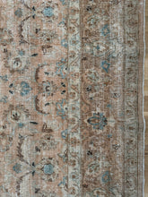 Load image into Gallery viewer, Vintage Doroksh 9’6” x 12’6”