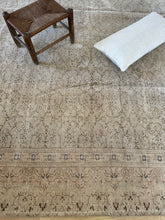 Load image into Gallery viewer, {ON HOLD} Vintage Kayseri 9’10” x 14’