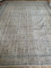 Load image into Gallery viewer, Vintage Turkish 8’10” x 11’4”