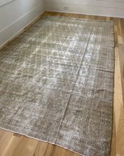 Load image into Gallery viewer, Antique Doroksh 6’3” x 10’4”