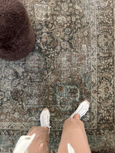 Load image into Gallery viewer, Vintage Tabriz 8’9” x 12’6”