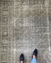 Load image into Gallery viewer, Antique Tabriz 8’5” x 10’2”