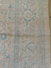 Load image into Gallery viewer, Vintage Tabriz 9’9” x 12’7”