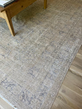 Load image into Gallery viewer, Turkish Area Rug 6’6” x 9’5”