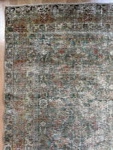 Load image into Gallery viewer, Antique Tabriz 4’7” x 6’4”