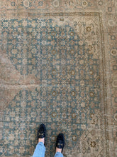Load image into Gallery viewer, Vintage Tabriz 7’10” x 11’7”