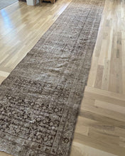 Load image into Gallery viewer, Malayer Runner 3’ x 16’
