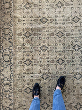 Load image into Gallery viewer, Vintage Kayseri 8’ x 11’