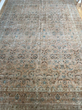 Load image into Gallery viewer, Vintage Doroksh 9’6” x 12’6”