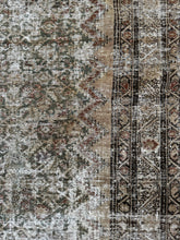 Load image into Gallery viewer, Antique Malayer 5’ x 9’