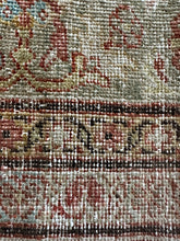 Load image into Gallery viewer, Antique Mahal 9’3” x 12’11”