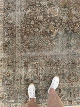 Load image into Gallery viewer, Vintage Tabriz 8’9” x 12’6”
