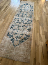 Load image into Gallery viewer, Vintage Malayer 2’8” x 10’