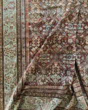 Load image into Gallery viewer, Antique Mahal 9’3” x 12’11”