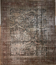 Load image into Gallery viewer, Antique Mustafi Large Area Rug 9'10" x 11''8"