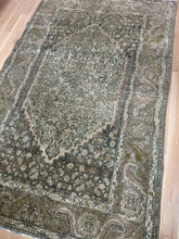 Load image into Gallery viewer, Antique Scatter Rug Malayer 4’2” x 6’7”