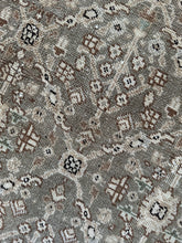 Load image into Gallery viewer, Vintage Dokorksh 7’7” x 10’2”