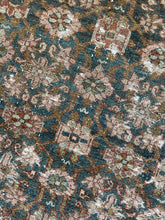 Load image into Gallery viewer, Antique Scatter Rug 3’2” x 4’6”
