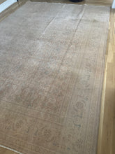 Load image into Gallery viewer, Vintage Mahal 8’3” x 11’4”