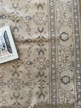 Load image into Gallery viewer, {ON HOLD} Vintage Kayseri 9’9” x 13’5”