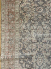 Load image into Gallery viewer, Vintage Turkish Rug 6’4” x 9’5”