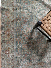 Load image into Gallery viewer, Antique Tabriz 4’7” x 6’4”
