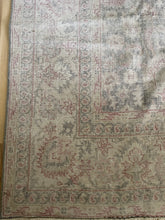 Load image into Gallery viewer, Vintage Turkish Rug 8’ x 11’5”