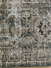 Load image into Gallery viewer, Antique Tabriz 9’6” x 11’9”