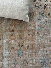 Load image into Gallery viewer, Vintage Doroksh 9’6” x 12’6”