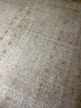 Load image into Gallery viewer, Turkish Area Rug 6’7” x 9’11”