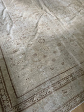 Load image into Gallery viewer, Antique Designer Large Area Rug #105 10’3” x 13’