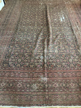 Load image into Gallery viewer, Antique Doroksh 9’9” x 12’4”