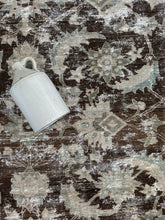 Load image into Gallery viewer, Antique Mahal 6’5” x 10’1”