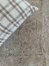 Load image into Gallery viewer, Vintage Kayseri 7’9” x 10’2”