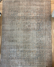 Load image into Gallery viewer, Vintage Large Turkish Area Rug 8’9” x 12’3”