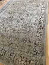 Load image into Gallery viewer, Antique Mahal 7’4” x 11’