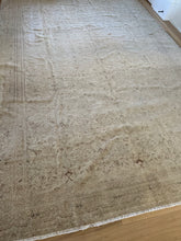 Load image into Gallery viewer, Vintage Kayseri 7’8” x 11’5”
