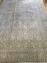 Load image into Gallery viewer, Vintage Tabriz 7’9” x 10’9”