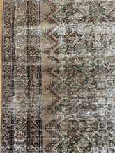Load image into Gallery viewer, Antique Malayer 5’ x 9’