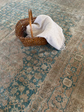 Load image into Gallery viewer, Vintage Tabriz 7’10” x 11’7”