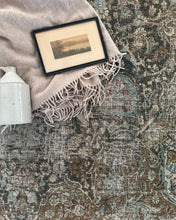 Load image into Gallery viewer, Vintage Tabriz 8’9” x 12’6”